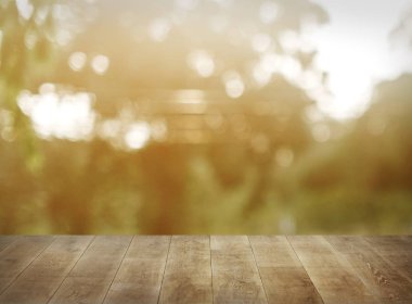 Doğal arka plan bulanık ile bej ahşap plakalar