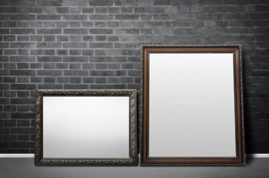 Tuğla duvara karşı çerçeve mockup