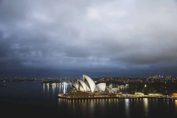 Сиднейский Оперный Театр Ночью Австралия — стоковое фото