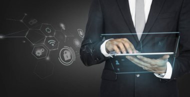 işadamı dijital tablet kullanma