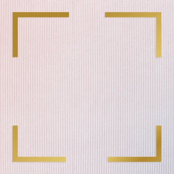 Χρυσό Τετράγωνο Πλαίσιο Ένα Ροζ Φόντο Μπλε Ύφασμα — Φωτογραφία Αρχείου