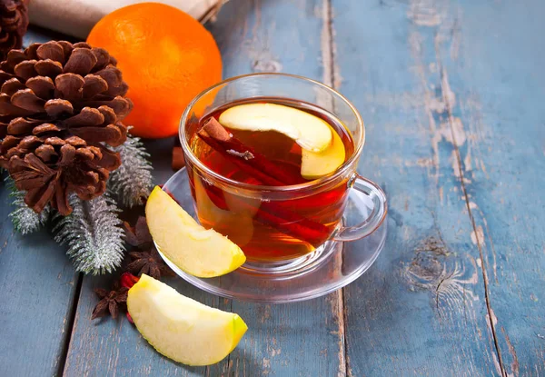 Boisson Chaude Thé Aux Pommes Avec Bâton Cannelle Anis Étoilé — Photo