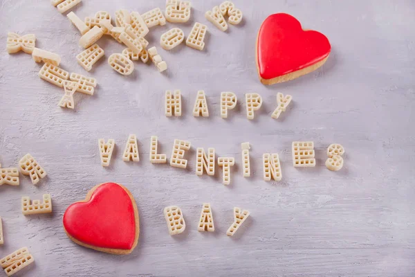 Text Valentinstag Geschrieben Mit Makkaroni Form Von Buchstaben Und Zwei — Stockfoto