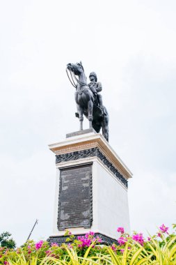 Dusit Sarayı 'ndaki Kral Rama V Heykeli.