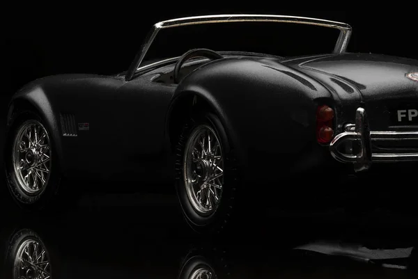 Shelby Cobra 427 Black Background High Resolution Image Automotive Industry — Stock Photo, Image