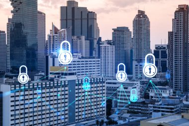 Asya, Bangkok 'un günbatımı panoramik şehir manzarasında Padlock' un hologramı. Siber güvenlik istihbaratı kavramı. Çoklu pozlama.