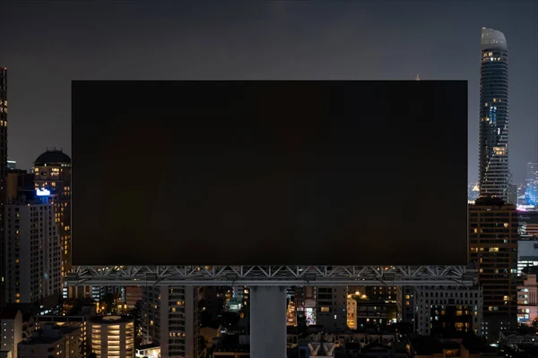 Bianco cartellone stradale nero con Bangkok sfondo paesaggio urbano durante la notte. Manifesto pubblicitario di strada, finto, rendering 3D. Vista frontale. Il concetto di comunicazione di marketing per vendere l'idea. — Foto Stock
