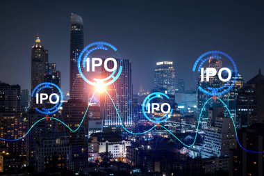 Hologram sunan ilk halk, Bangkok 'un gece panoramik şehir manzarası. Asya 'daki çok uluslu şirketlerin finans merkezi. Halka arz sürecinde büyümeyi hızlandırma kavramı. Çift pozlama.