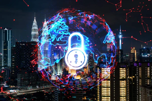Parlayan Padlock hologramı, Kuala Lumpur, Malezya, Asya 'nın gece panoramik şehir manzarası. KL şirketlerini korumak için siber güvenlik kavramı. Çift pozlama.
