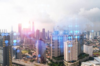 Dünya gezegeninin hologramı Kuala Lumpur, Malezya, Asya 'nın Panorama şehri manzarasında. Uluslararası bağlantılar ve iş dünyası kavramı. Çoklu Pozlama.