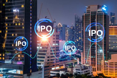 Hologram sunan ilk halk, Bangkok 'un gece panoramik şehir manzarası. Asya 'daki çok uluslu şirketlerin finans merkezi. Halka arz sürecinde büyümeyi hızlandırma kavramı. Çift pozlama.