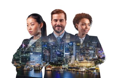 Asya 'nın Singapur şehrinin önünde duran üç genç, başarılı, iş adamı, erkek ve kadın çifte pozlama. Sıkı çalışma ve öğrenim kavramı. Modern yaşam tarzı. Gece vakti..