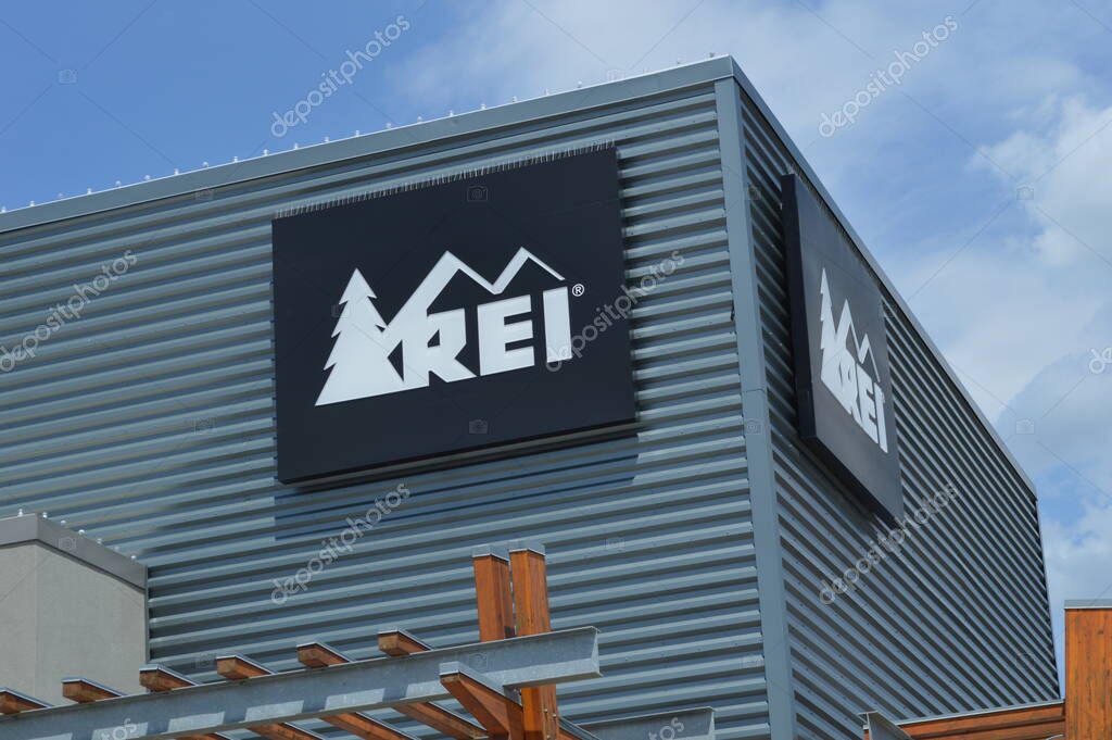 Columbus,OH-USA June 26,2019: Recreational Equipment, Inc., commonly known as REI, is an American retail and outdoor recreation services corporation. It is organized as a consumers' co-operative.