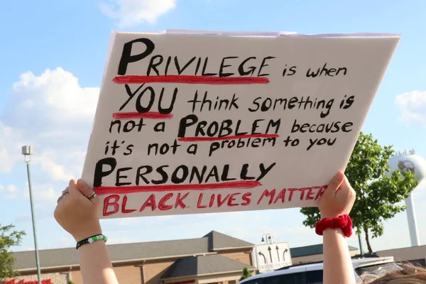 Pickerington Ohio June 2020 Diverse Group Protesters Gather Outrage Death — Stock Photo, Image