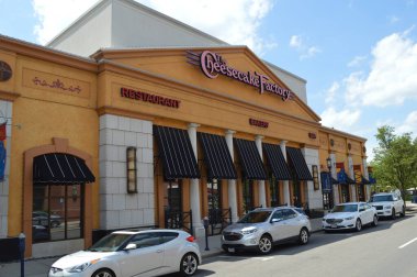 Columbus, Ohio-ABD 26 Haziran 2019 Cheesecake Factory. Easton Şehir Merkezi 'nde popüler bir lokanta..