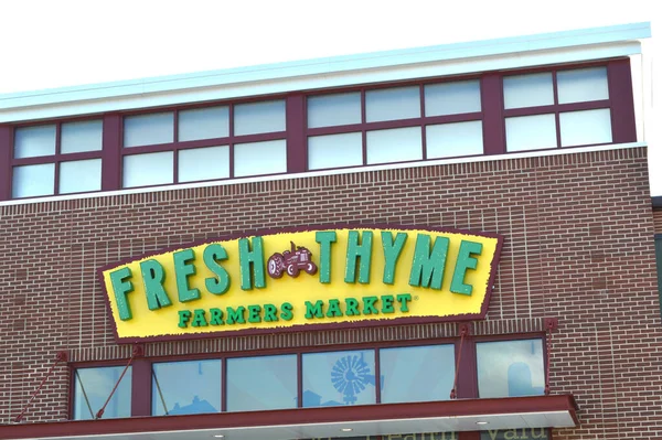 Columbus Ohio Usa Julio 2019 Fresh Thyme Mercado Agricultores Alimentos — Foto de Stock