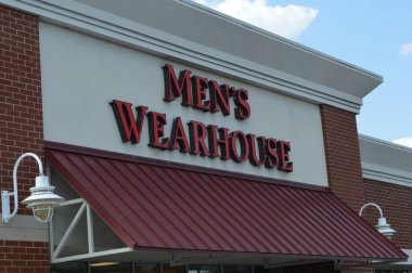 Columbus, Ohio-ABD 14 Temmuz 2019: Erkekler Deposu, uygun fiyata erkek kıyafetleri ve aksesuarları sağlayan bir perakende zinciri.. 