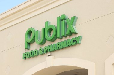 Mirimar, FL-USA 08 Mayıs 2019, Publix Super Markets, kısaca Publix, merkezi Lakeland, Florida 'da bulunan bir Amerikan süpermarket zinciri.