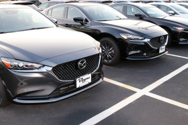 Dublin, Ohio 5 Temmuz, 2020Mazda Son model arabaları ve cipleriyle.