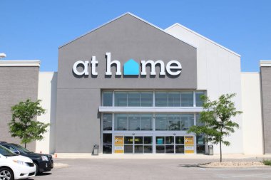 Columbus, Ohio 28 Mayıs 2020. Home, Texas, Plano merkezli ev dekoru ürünleri üzerine uzmanlaşmış bir Amerikan büyük kutu perakende zinciri. Özel perakendecilerin dükkanlarında her biri 50.000 'den fazla eşsiz eşya bulunur..