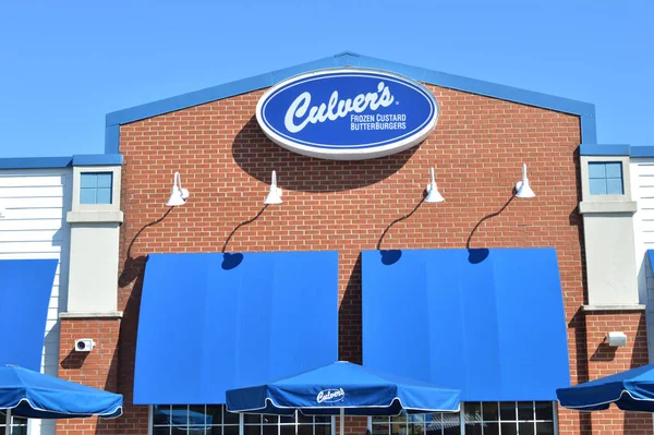Columbus, Ohio-ABD 13 Ekim 2019 Culver 'ın Donmuş Yoğurt Kafesi.