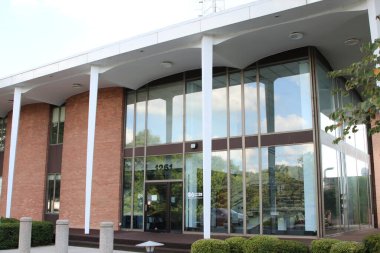 Columbus, Ohio 25 Temmuz 20,20Sinclair Broadcast Group, A.B.D. 'nin kurucusu Julian Sinclair Smith' in ailesi tarafından yönetilen bir telekomünikasyon şirketidir..