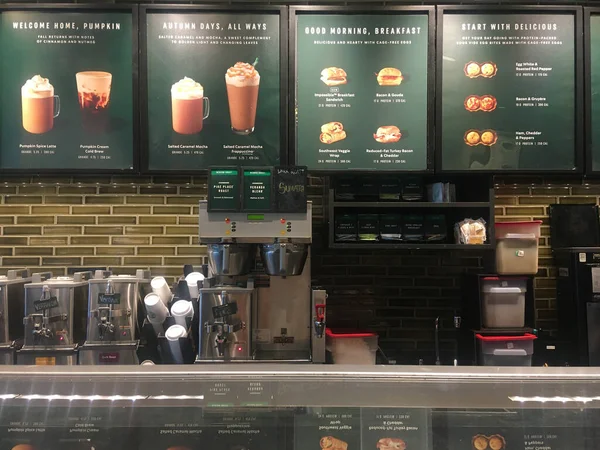 Columbus Ohio Usa Január 2019 Starbucks Helyen Belül Kroger Élelmiszerlánc — Stock Fotó