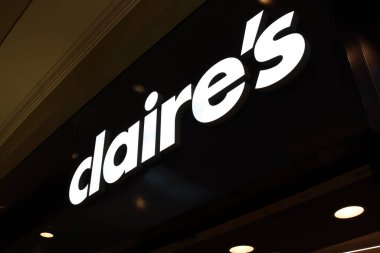 Polaris, Ohio 4 Ekim 2020 Claire 'in Genç kızlar ve kadınlar için Perakende Aksesuar Mağazası.