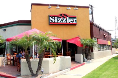 Redondo Plajı CA Eylül 12, 2020 Sizzler Biftek Restoranı