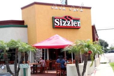 Redondo Plajı CA Eylül 12, 2020 Sizzler Biftek Restoranı