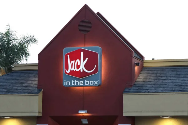 Los Angeles, CA 15 Eylül 2020 Kutu Restoranında Jack