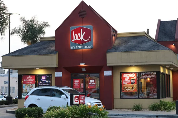Los Angeles, CA 15 Eylül 2020 Kutu Restoranında Jack