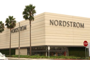 Torrance CA Sept 12, 2020: Nordstrom Inc., Kanada 'da faaliyet gösteren ve merkezi Seattle, Washington' da bulunan bir lüks mağaza zinciri..