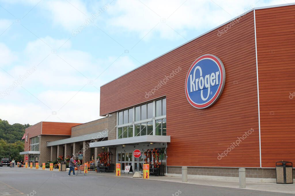 Lancaster Ohio October 14, 2020 Kroger Grocery Store.