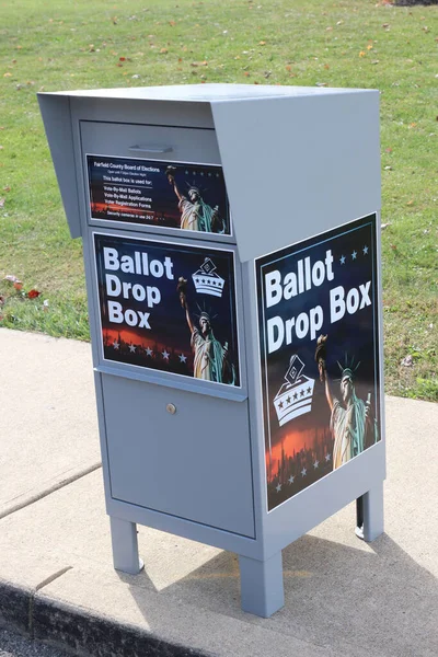Lancaster Ohio Października 2020Wyborcza Urna Wyborcza Przed Komisją Wyborczą — Zdjęcie stockowe