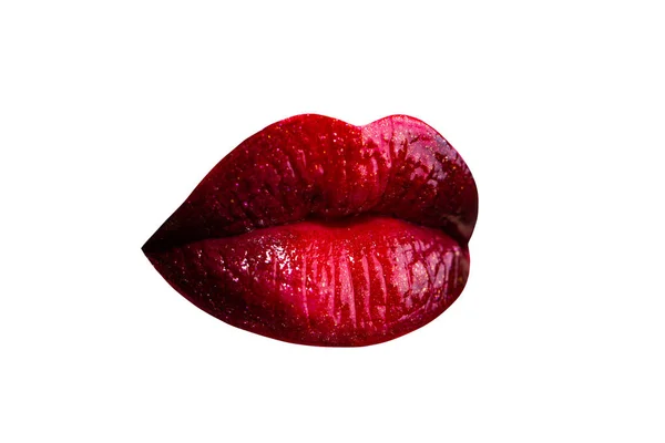Glänzende Lippen, roter Lippenstift. weibliche Lippen isoliert. Kosmetikkonzept. Frauenikone. Mädchen-Symbol. schöner weiblicher Mund auf weißem Hintergrund. Perfekte Frauenwerbung. — Stockfoto