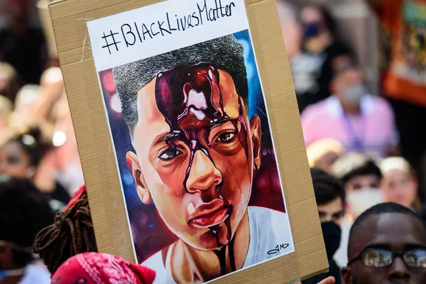 Miami Downtown, FL, USA - MAY 31, 2020: Black lives matter poster. — 스톡 사진