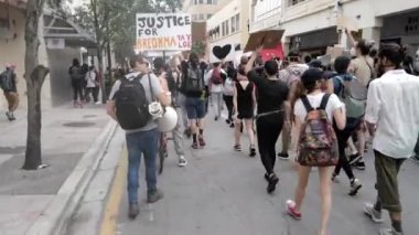 Miami Downtown, FL, ABD - 12 Haziran 2020: ABD 'de Siyahların Öldürülmesine Karşı Protestolar.