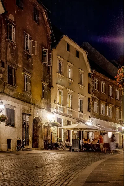 Vista Nocturna Del Casco Antiguo Ciudad Liubliana — Foto de Stock