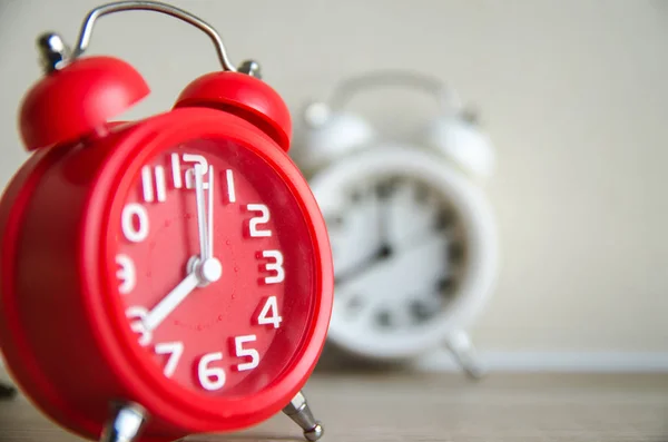 Retro Alarm Clock Table Photo Retro Color Image Style — Stock Photo, Image