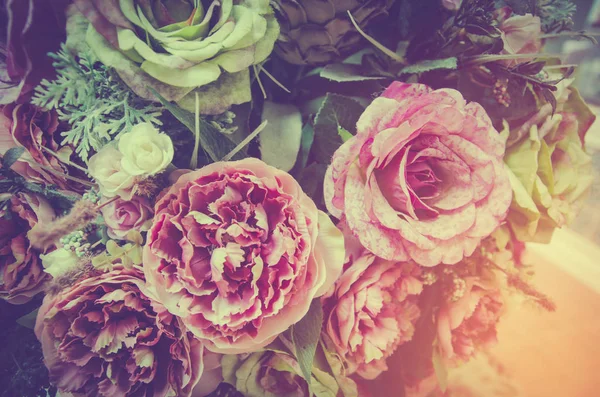 Beautiful Vintage flower background - vintage filter effect