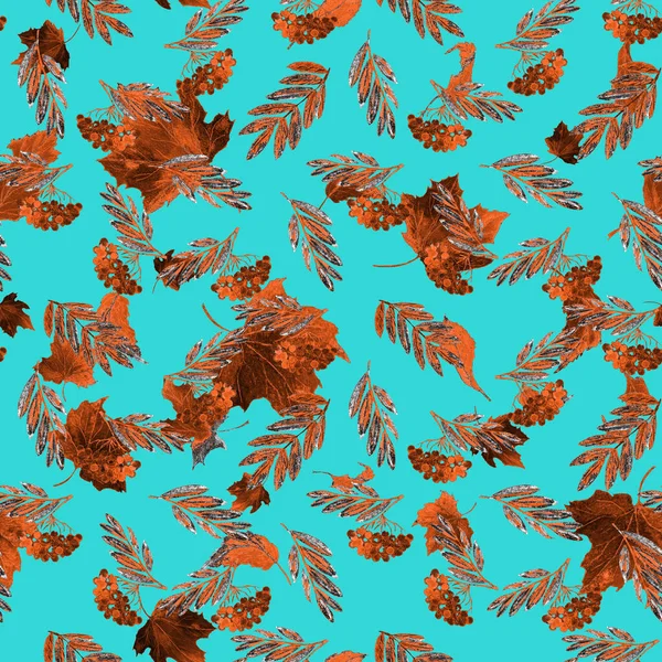 ローワンの枝と落下葉を持つ水彩シームレスパターン Print — ストック写真