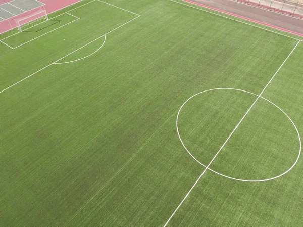 Γήπεδο Ποδοσφαίρου Και Από Ψηλά Πεδίο Εκπαίδευσης — Φωτογραφία Αρχείου