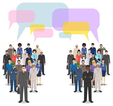 Yaratıcı insanlar ve beyaz arka plan üzerinde izole konuşma balonları grubudur. Çeşitli iş adamları birlikte ayakta kümesi. Farklı milletlerden ve kıyafet tarzları. Şirin ve sade düz stil içinde