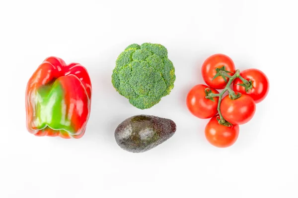 Lapos Tojáshéj Kompozíció Friss Gyümölcsökkel Zöldségekkel Fehér Alapon Brokkoli Paradicsom — Stock Fotó