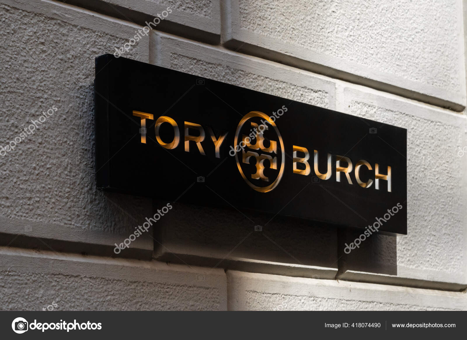 tory burch sign