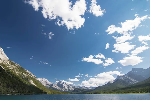 Bright Blue Spray Lakes Canadian Rockies Sunny Summer Day Peter — Stock Photo, Image