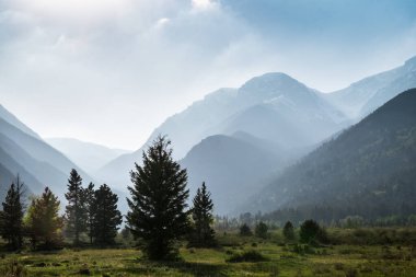 Colorado 'daki Rocky Dağları' nda gün batımına doğru.