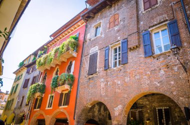 Verona, Veneto bölgesinin İtalya güzel Eski sokaklar. 