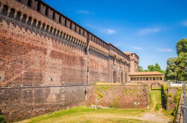 Sforza Kalesi - Castello Sforzesco Milano, İtalya